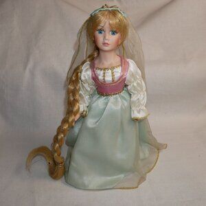 Master Piece Gallery Storybook Doll Rapunzel